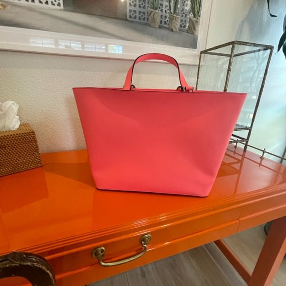 Kate Spade Talk The Talk leather parrot pink black red tote bag tropical tote - Picture 4 of 11